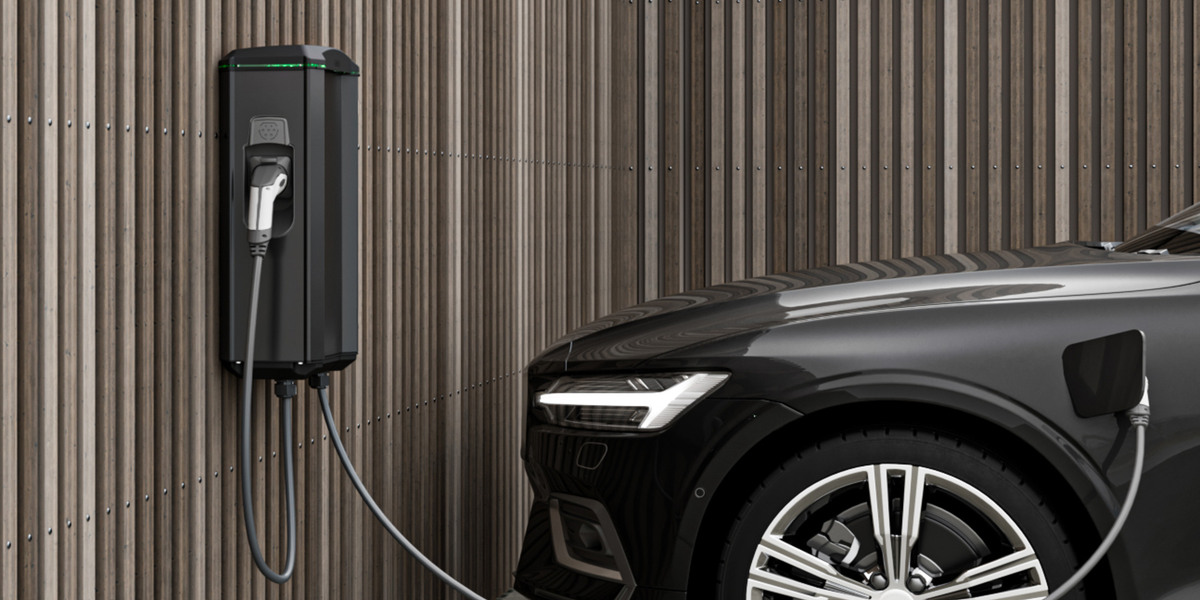 GARO offers effective charging of two vehicles at the same time with its new Twin wallbox.