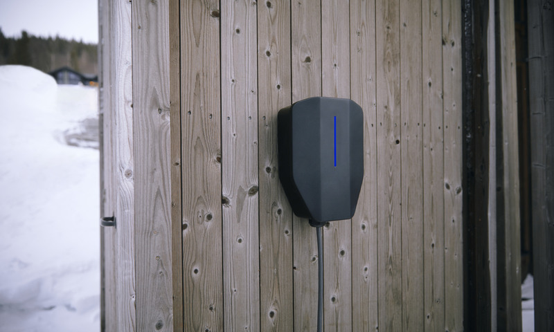 Skillnaden mellan en laddbox och en laddstolpe hemma