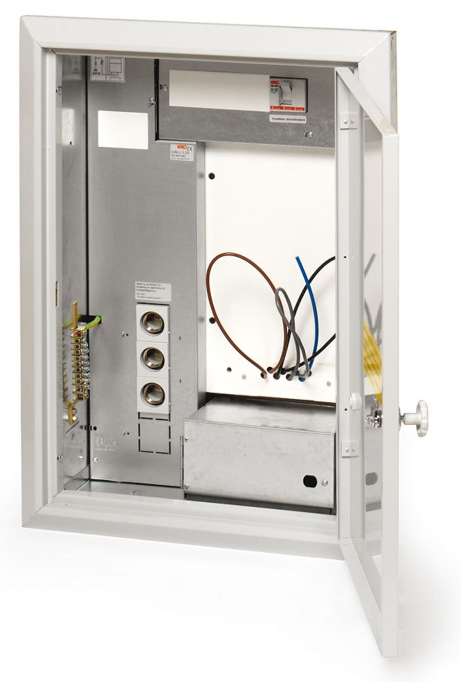 Meter cabinet flush mounted