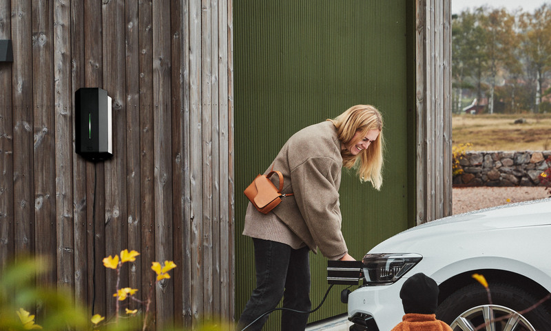 Ladda bilen smidigt, smart och säkert hemma