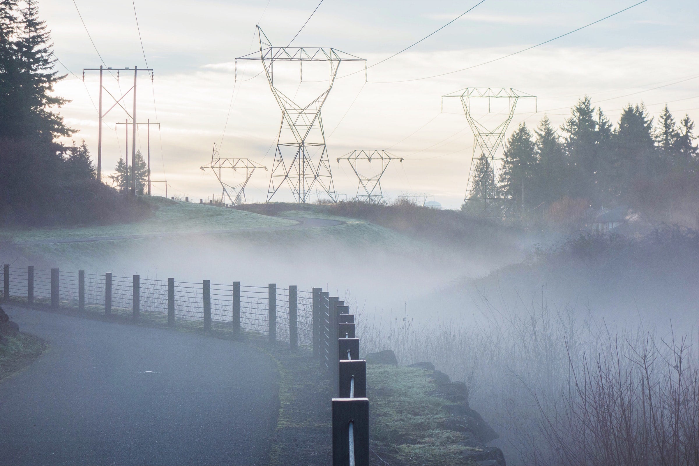 Surge protection for houses & electrical panels – Protect electronics & solar panels
